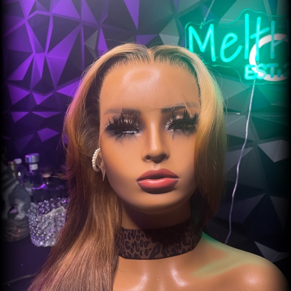 20” Lacefront Wig Caramel Macchiato - Picture 5 of 9